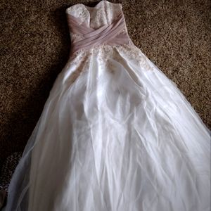 Wedding dress